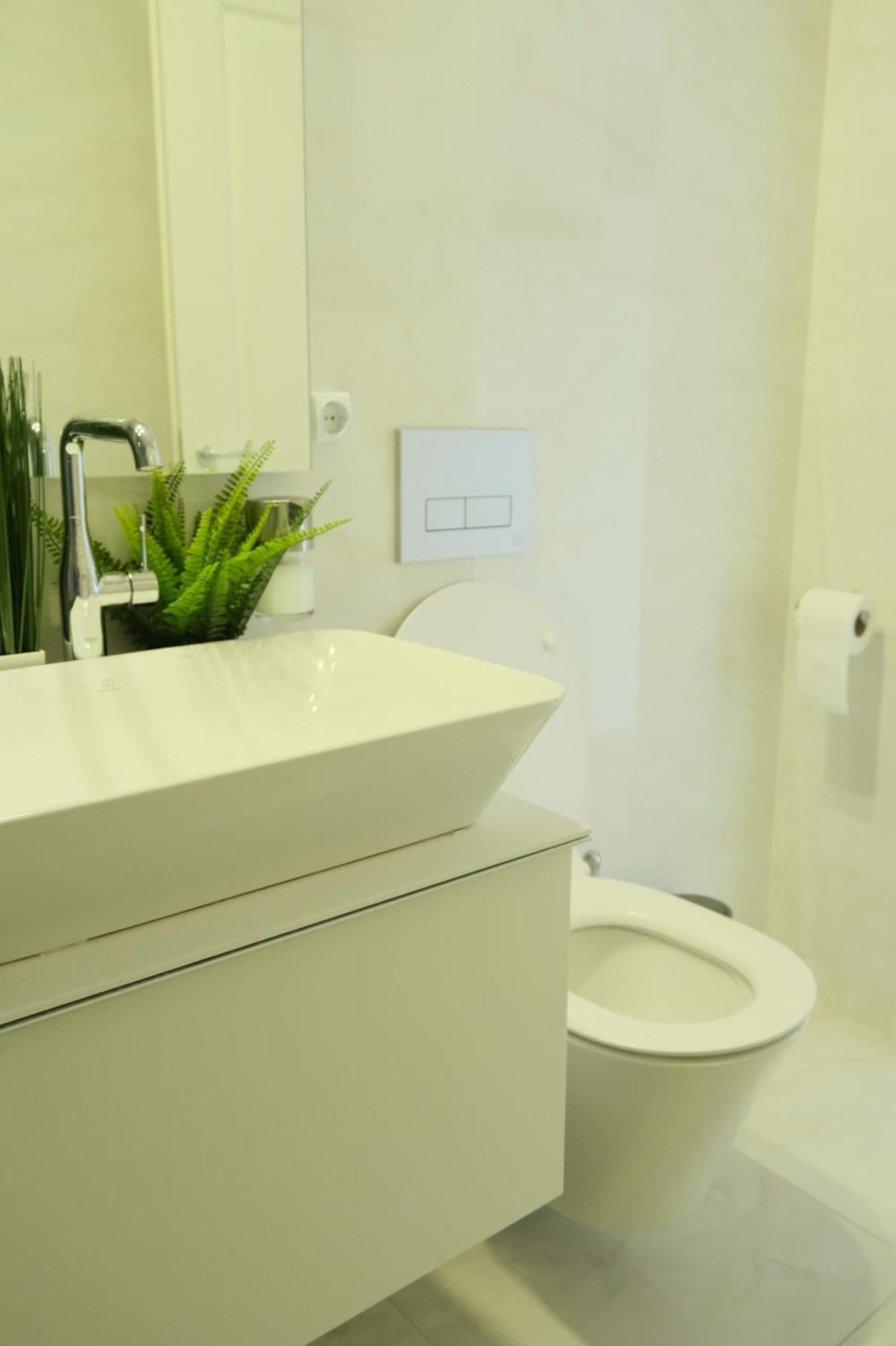 Bucharest Booking Apartments-Self Check-In Екстер'єр фото