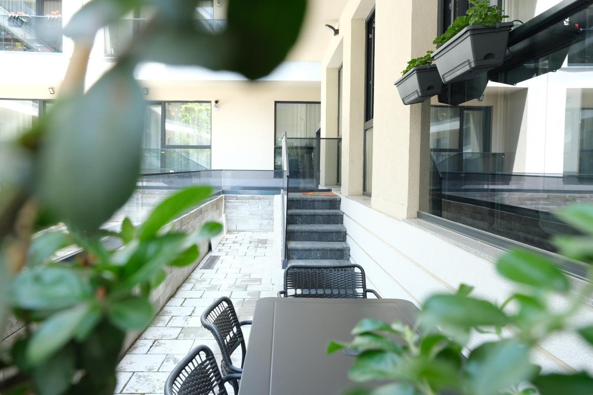 Bucharest Booking Apartments-Self Check-In Екстер'єр фото